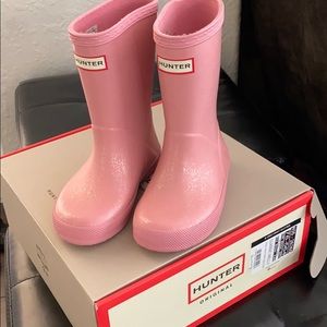 Hunter first boots US 8